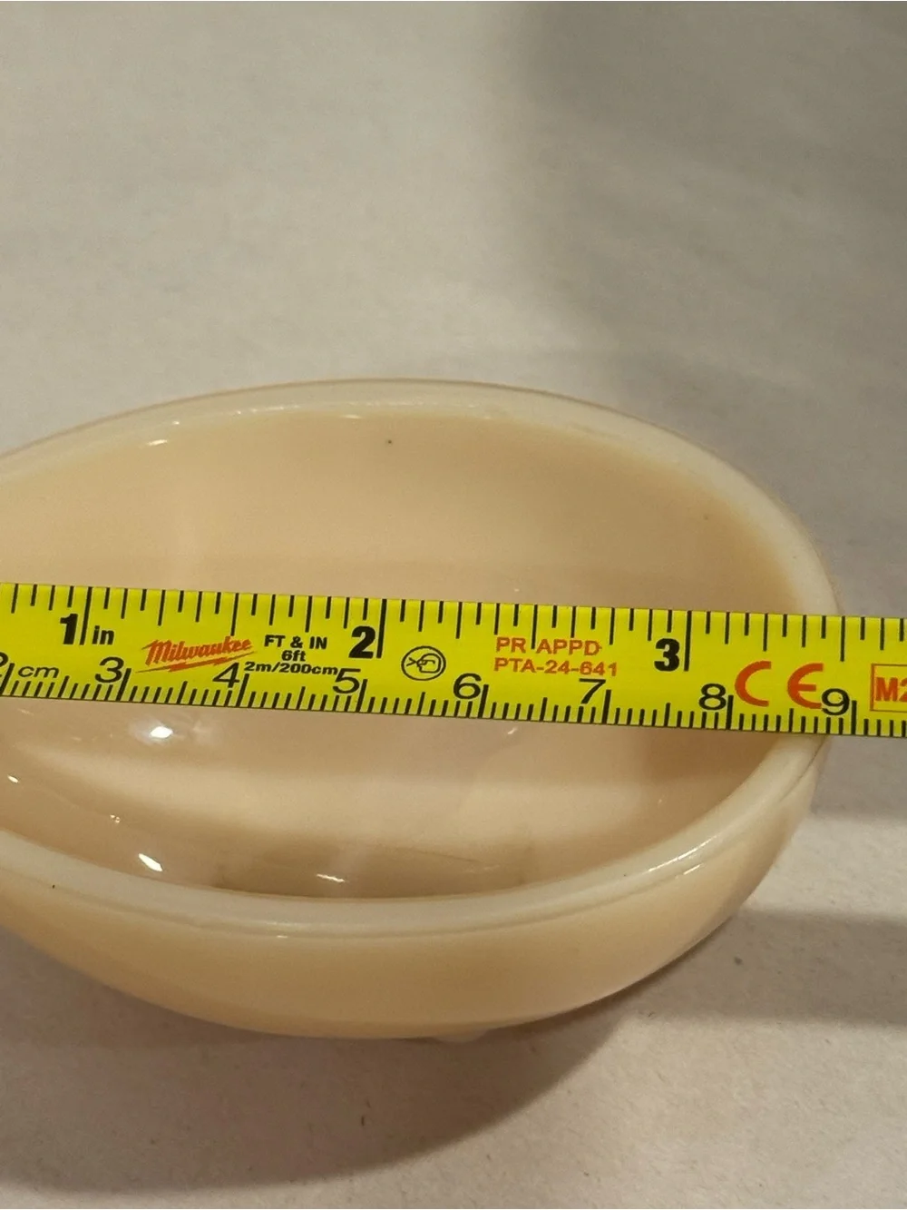 Vintage WESTMORELAND Handpainted Daisy Milk Glass Footed Peach Egg Trinket Box